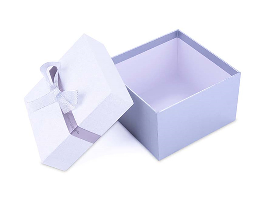 Boîte-cadeau carrée en papier