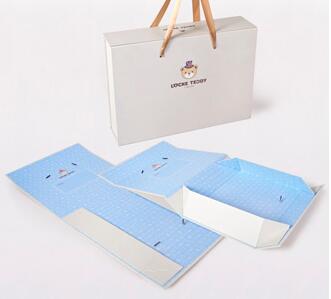 clothing folding gift box