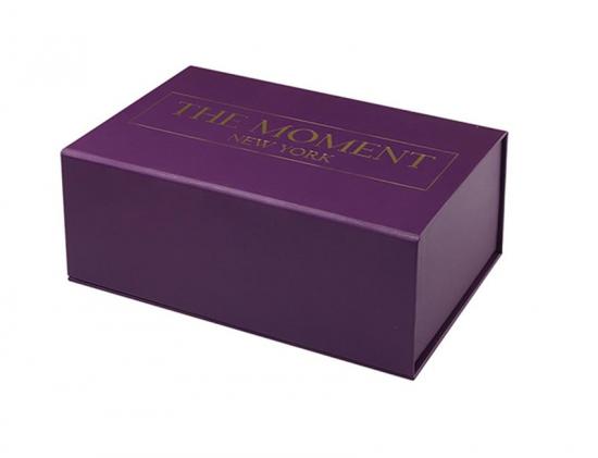 boîte à cosmétiques avec insertion de papier
