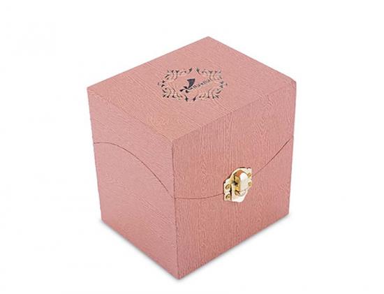 boîte de cadeau de papier de bijoux
